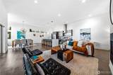 2447 Spencer Street - Photo 9