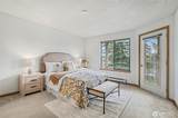 23001 Lakeview Dr - Photo 12