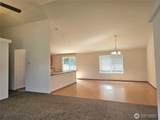 699 Myers Street - Photo 5