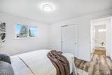 1729 Columbian Way - Photo 21