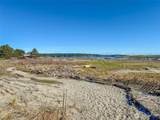569 Island Drive - Photo 39