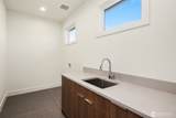 19902 Broadway Avenue - Photo 33