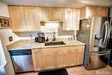 4635 Lake Sammamish Parkway - Photo 2