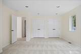 2788 Douglas Road - Photo 31