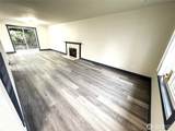 15323 31 Avenue - Photo 2