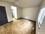 15323 31 Avenue - Photo 16