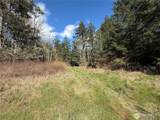 1111 Sandwith Road - Photo 16