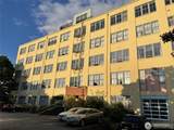 707 Snoqualmie Street - Photo 1