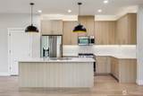 937 Edinburgh Court - Photo 11