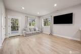 937 Edinburgh Court - Photo 30