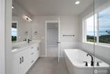 2452 Ridgeway Drive - Photo 7