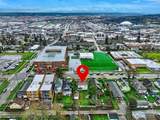 2120 J Street - Photo 3