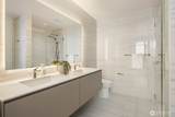 838 Avenue Square - Photo 11