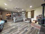 10578 10 Road - Photo 2