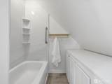 1901 Hoyt Avenue - Photo 15