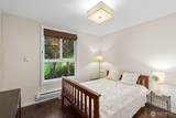 8032 Hawthorne Lane - Photo 16
