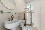 8032 Hawthorne Lane - Photo 19