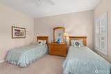 921 Pheasant Run - Photo 27