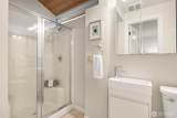 16042 Lake Hills Boulevard - Photo 13
