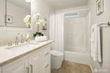 16042 Lake Hills Boulevard - Photo 18