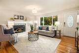 16042 Lake Hills Boulevard - Photo 5