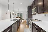 13717 Admiralty Way - Photo 10