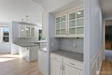20212 Maplewood Drive - Photo 10
