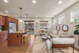 1321 Greenwich Walk - Photo 6