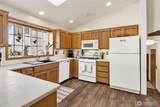 1048 Edgewater Lane - Photo 11