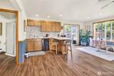 1048 Edgewater Lane - Photo 33