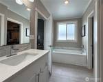 520 Montana Street - Photo 15