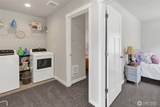 1306 Digby Place - Photo 32