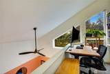 10319 Midvale Avenue - Photo 19
