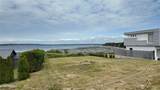 692 X Holeman Avenue - Photo 11