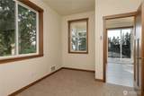 1806 Twin Oaks Lane - Photo 16