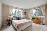 8002 Sapphire Drive - Photo 18