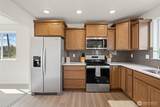 414 Comet Street - Photo 10