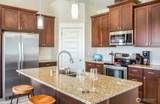 808 Q Street - Photo 5