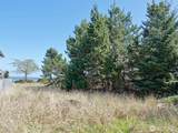 574 Chinook Avenue - Photo 11