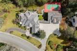 818 Windsor Drive - Photo 3
