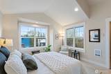 9501 Interlake Avenue - Photo 18