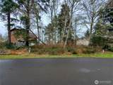 816 Duck Lake Drive - Photo 15