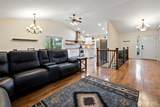 17511 Scenic Shores Court - Photo 3