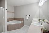 12009 Kapowsin Hwy - Photo 16