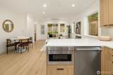 533 70th Street - Photo 5
