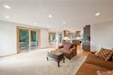 239 St. James - Photo 10