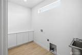 129 3rd Avenue - Photo 18