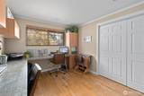 601 Thornberry - Photo 17