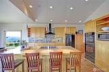1081 Morgan Way - Photo 16
