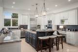 15517 Lake Shore Boulevard - Photo 14